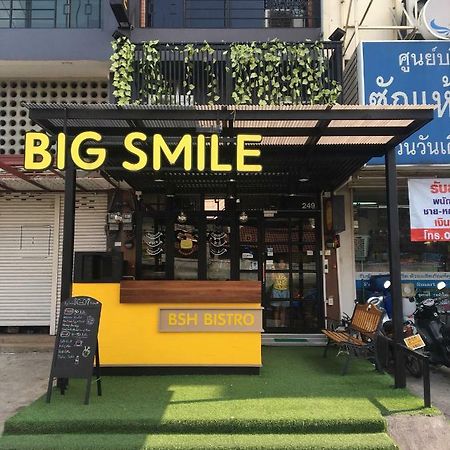 Big Smile Hotel Bangkok Ngoại thất bức ảnh
