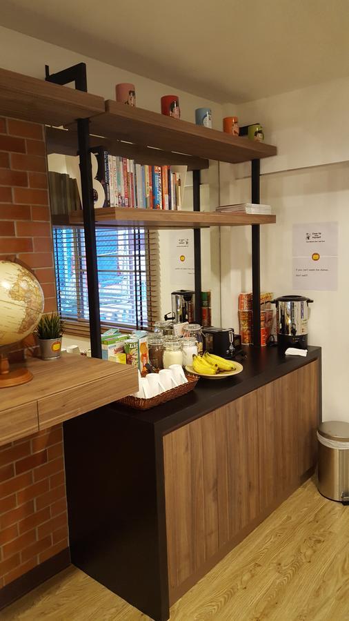 Big Smile Hotel Bangkok Ngoại thất bức ảnh
