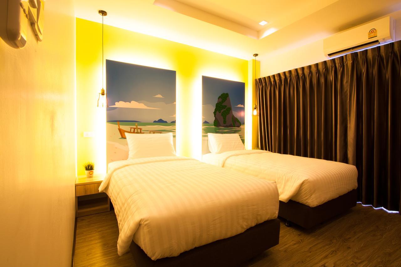 Big Smile Hotel Bangkok Ngoại thất bức ảnh