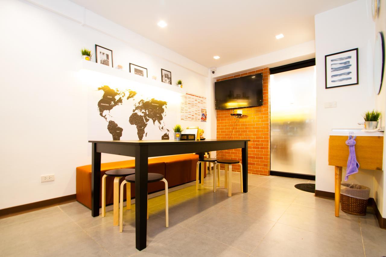 Big Smile Hotel Bangkok Ngoại thất bức ảnh