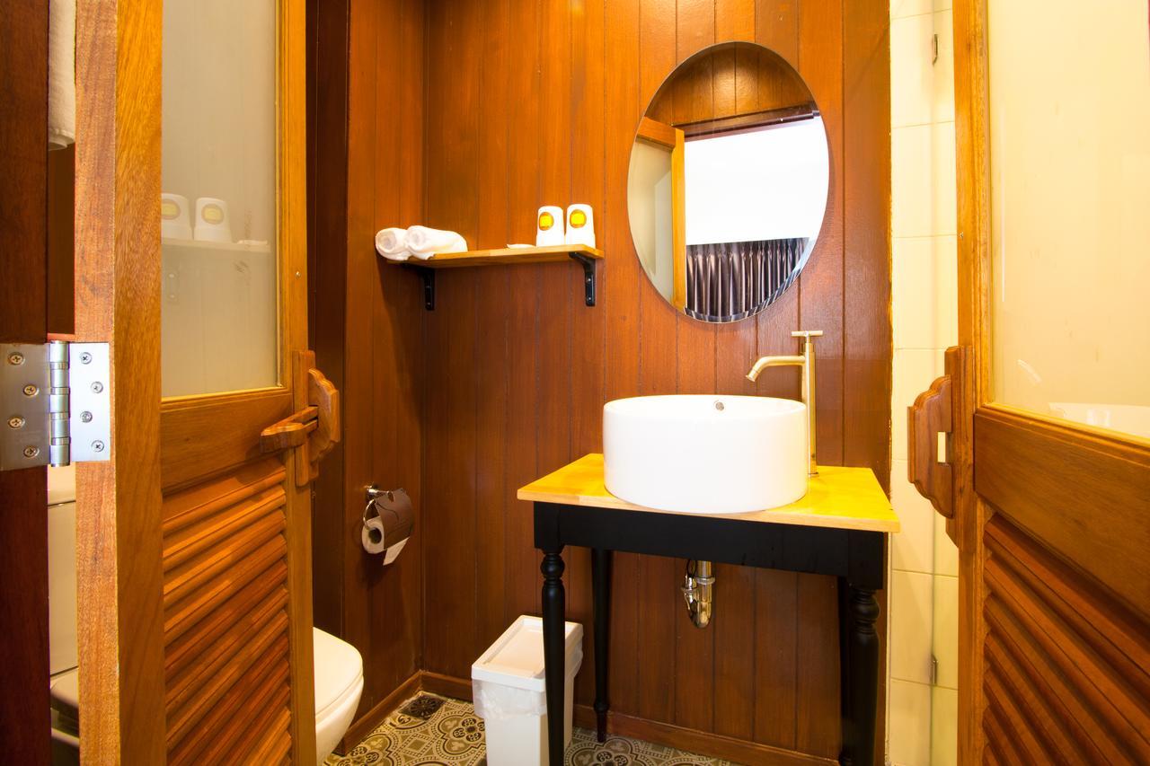 Big Smile Hotel Bangkok Ngoại thất bức ảnh