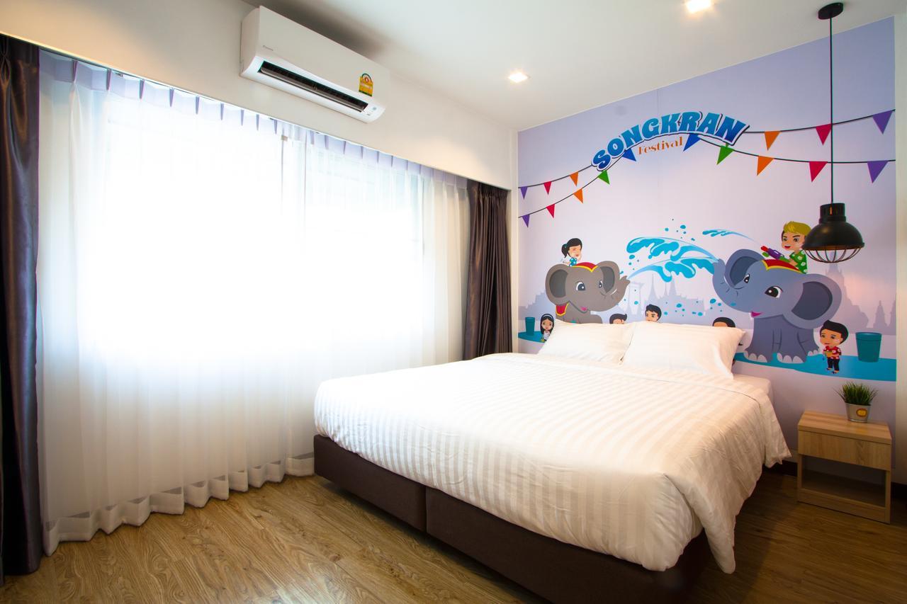 Big Smile Hotel Bangkok Ngoại thất bức ảnh