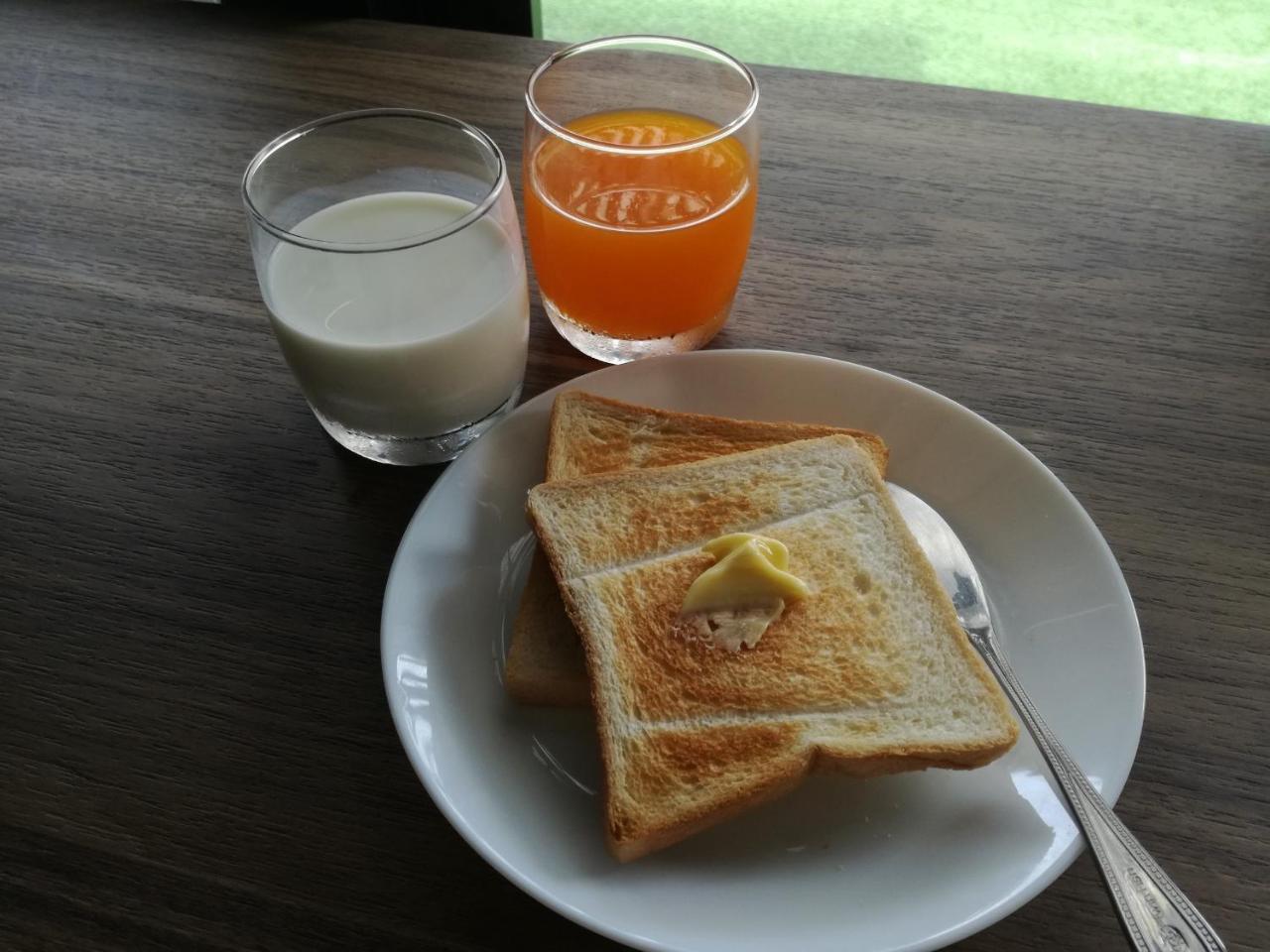 Big Smile Hotel Bangkok Ngoại thất bức ảnh
