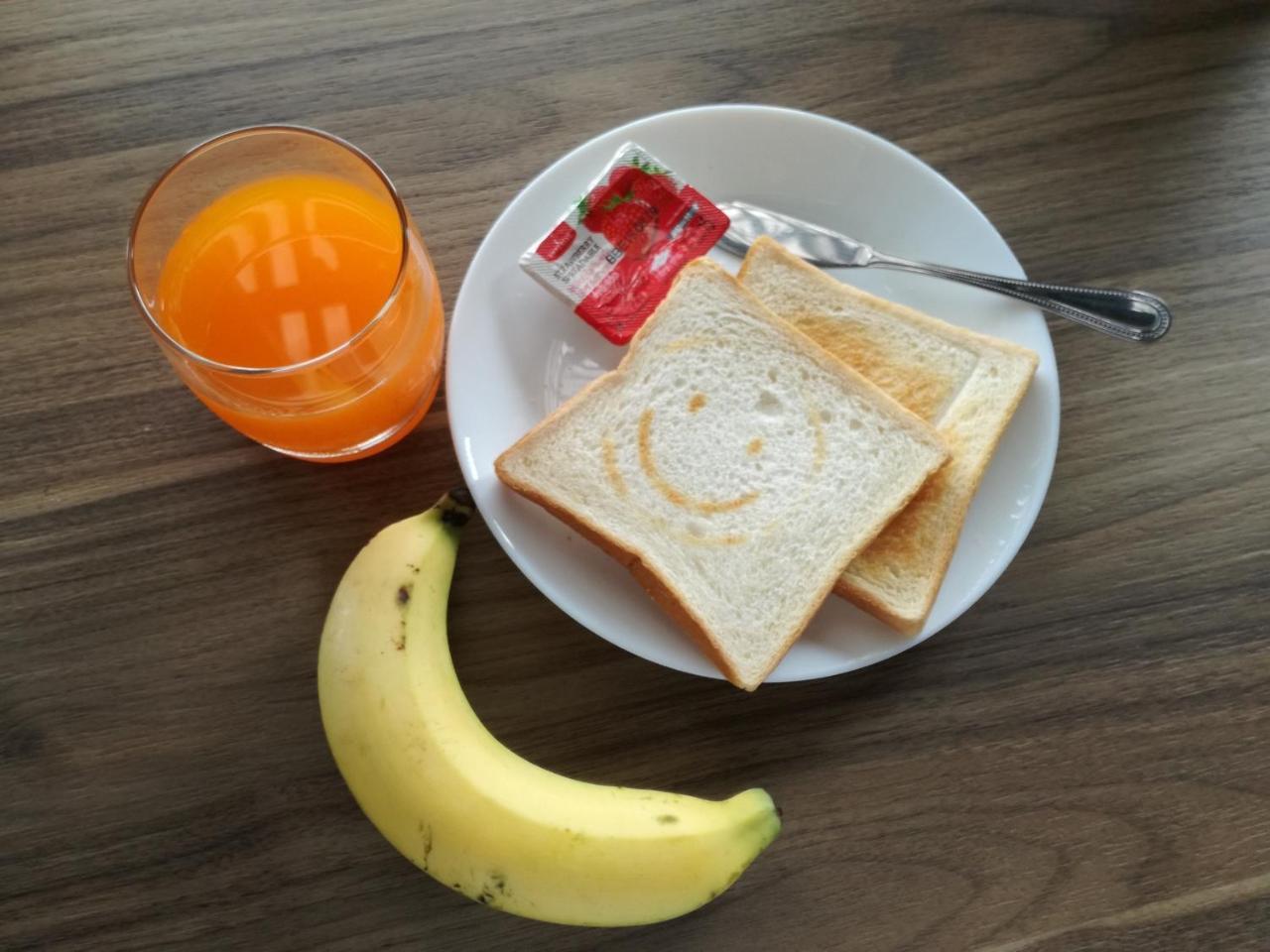 Big Smile Hotel Bangkok Ngoại thất bức ảnh
